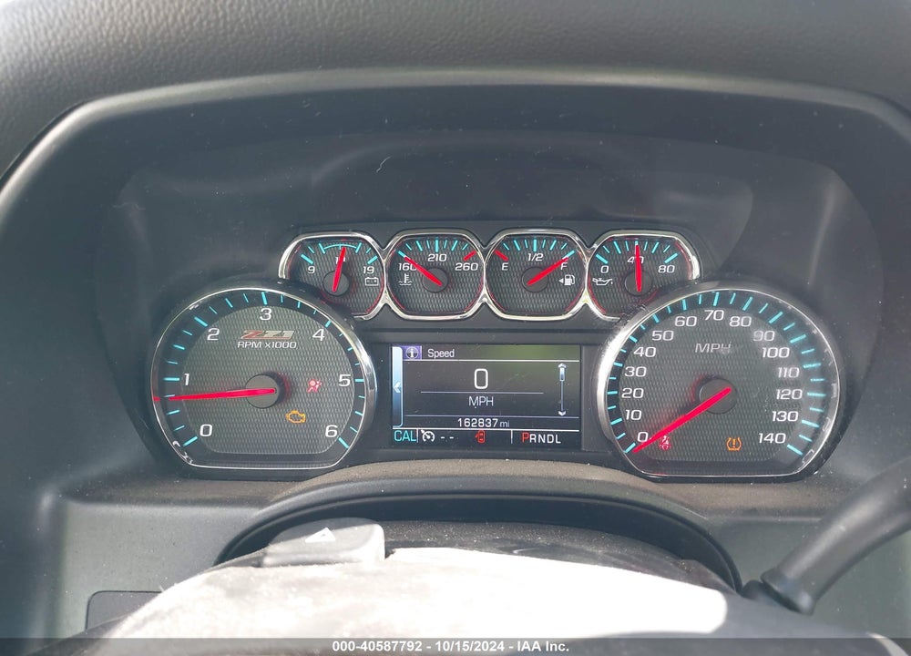 2017 CHEVROLET SILVERADO 1500 2LT VIN: 1GCVKREC8HZ385399