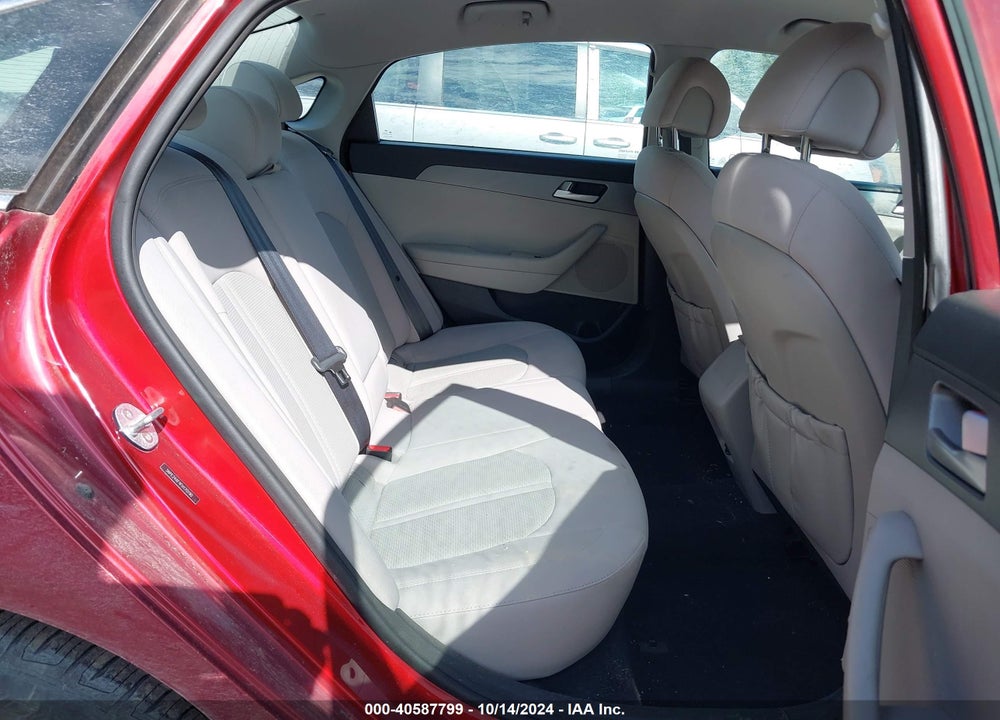 2015 HYUNDAI SONATA SE VIN: 5NPE24AF4FH170190