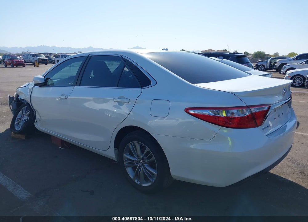 2015 TOYOTA CAMRY SE VIN: 4T1BF1FKXFU041593
