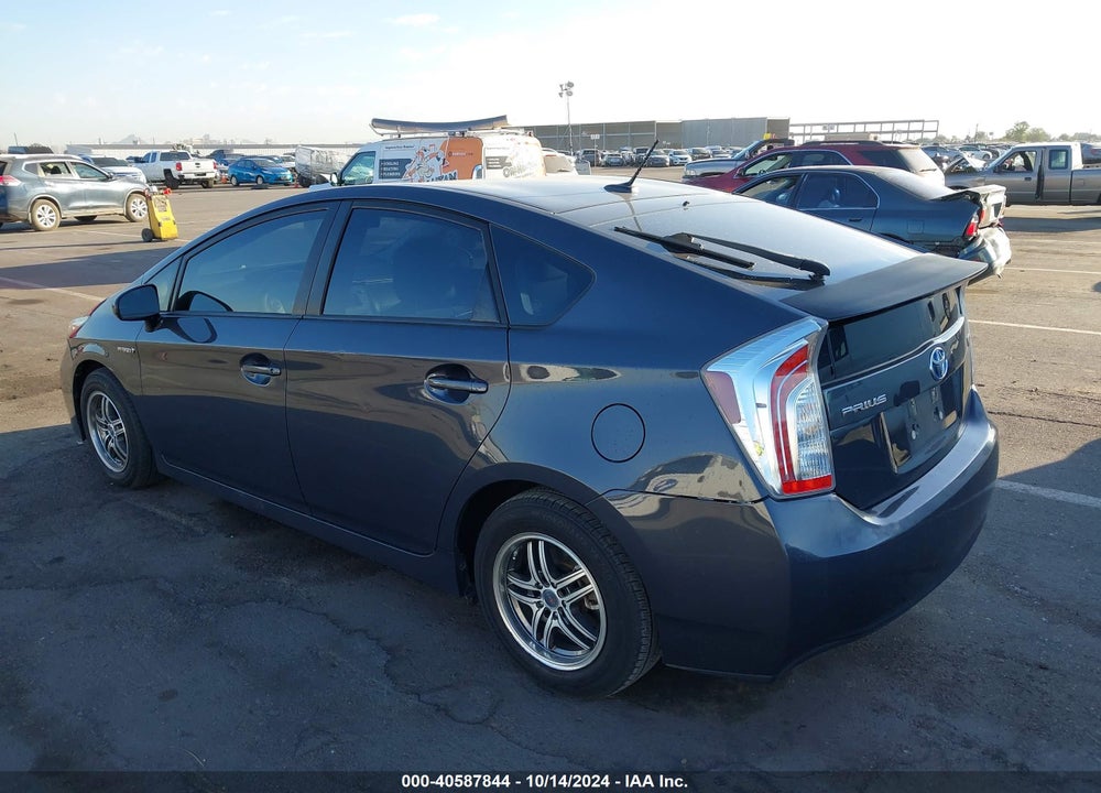 2014 TOYOTA PRIUS THREE VIN: JTDKN3DU7E0366487