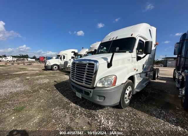 2016 FREIGHTLINER CASCADIA 125 VIN: 3AKJGLDRXGSGW8407
