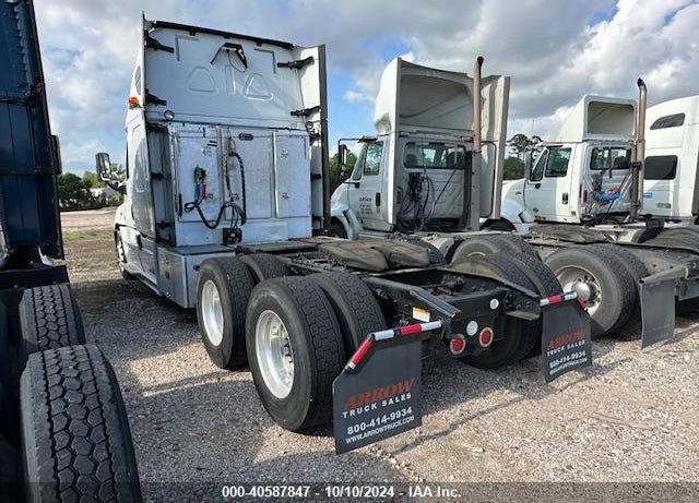 2016 FREIGHTLINER CASCADIA 125 VIN: 3AKJGLDRXGSGW8407