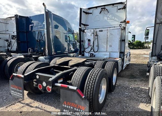 2016 FREIGHTLINER CASCADIA 125 VIN: 3AKJGLDRXGSGW8407