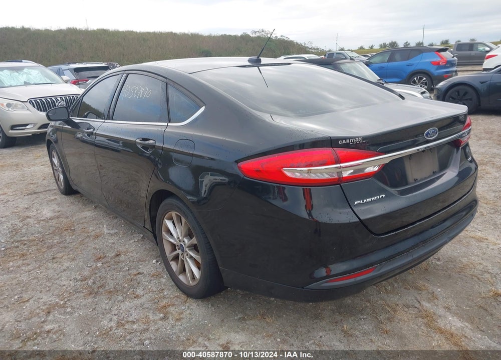 2017 FORD FUSION SE VIN: 3FA6P0H72HR157702