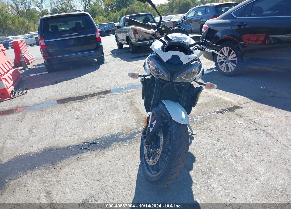 2024 TRIUMPH MOTORCYCLE STREET TRIPLE 765 R VIN: SMTA604S8RTBK1003