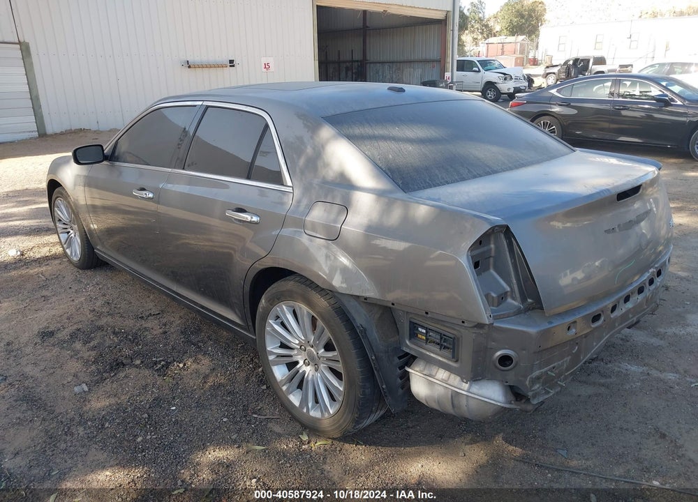 2011 CHRYSLER 300C VIN: 2C3CA6CT1BH523730