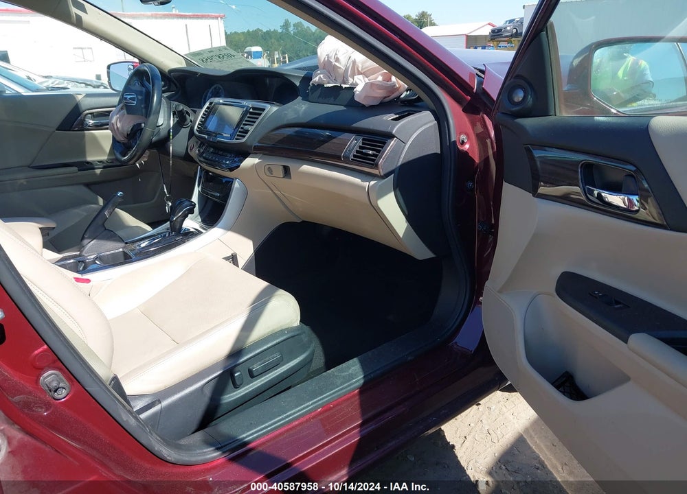 2017 HONDA ACCORD EX-L VIN: 1HGCR2F81HA182987