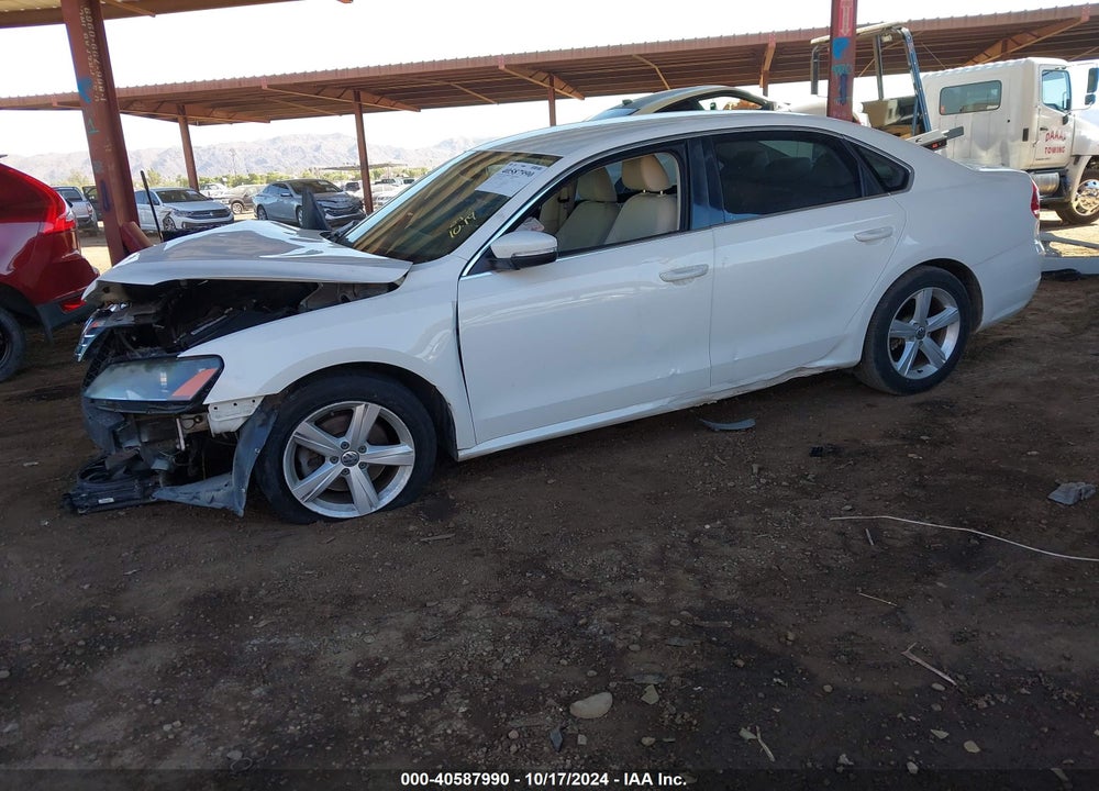 2013 VOLKSWAGEN PASSAT 2.5L SE VIN: 1VWBP7A32DC077864