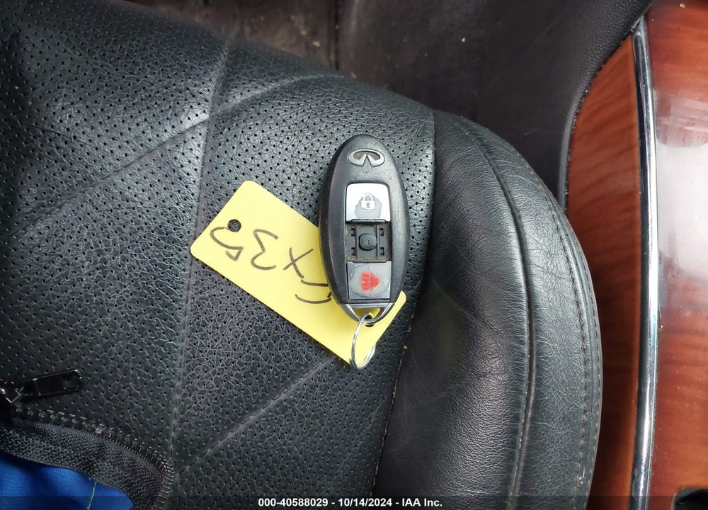 2009 INFINITI FX35 VIN: JNRAS18W59M153945
