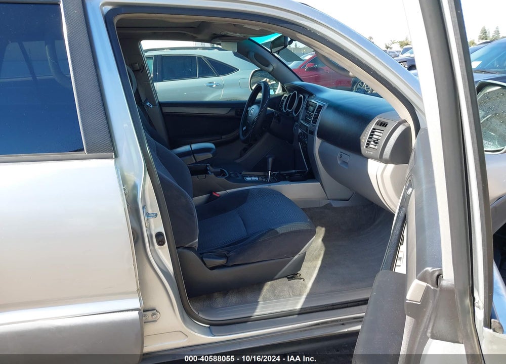 2003 TOYOTA 4RUNNER SR5 SPORT V6 VIN: JTEZU14R330006899