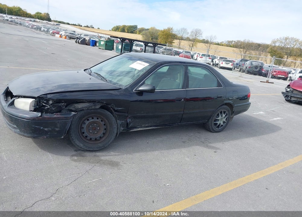 2000 TOYOTA CAMRY LE V6 VIN: 4T1BF22K2YU949678