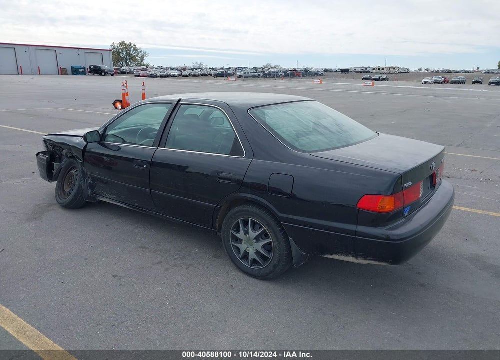 2000 TOYOTA CAMRY LE V6 VIN: 4T1BF22K2YU949678
