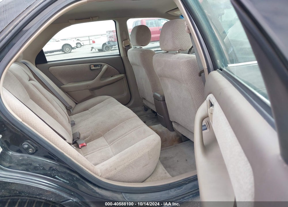 2000 TOYOTA CAMRY LE V6 VIN: 4T1BF22K2YU949678