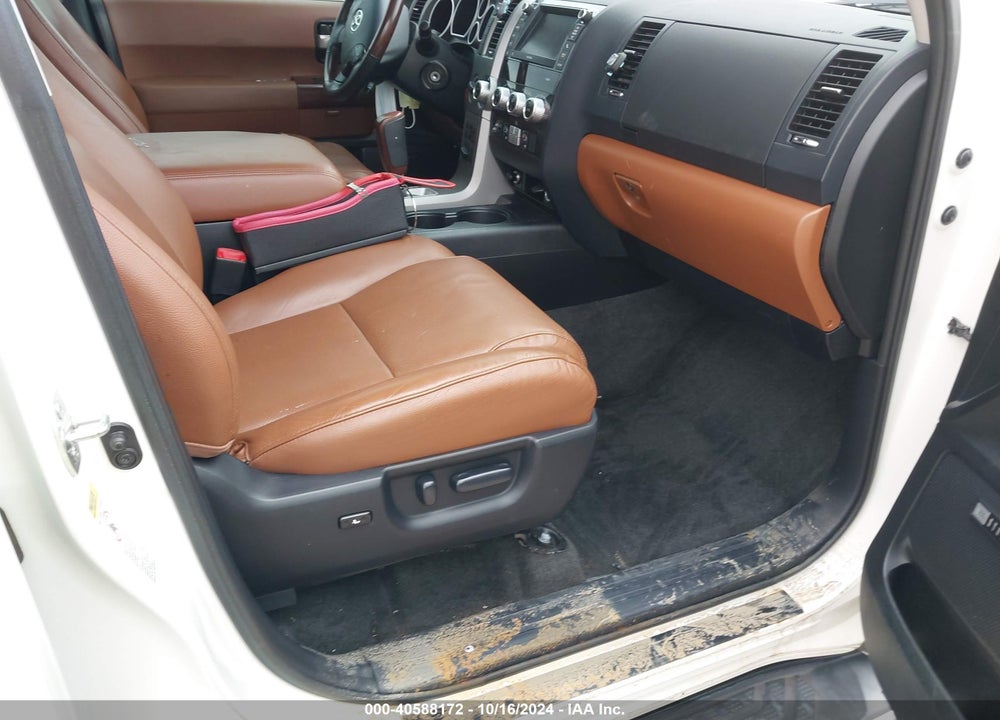 2013 TOYOTA SEQUOIA PLATINUM 5.7L V8 VIN: 5TDDW5G17DS089709