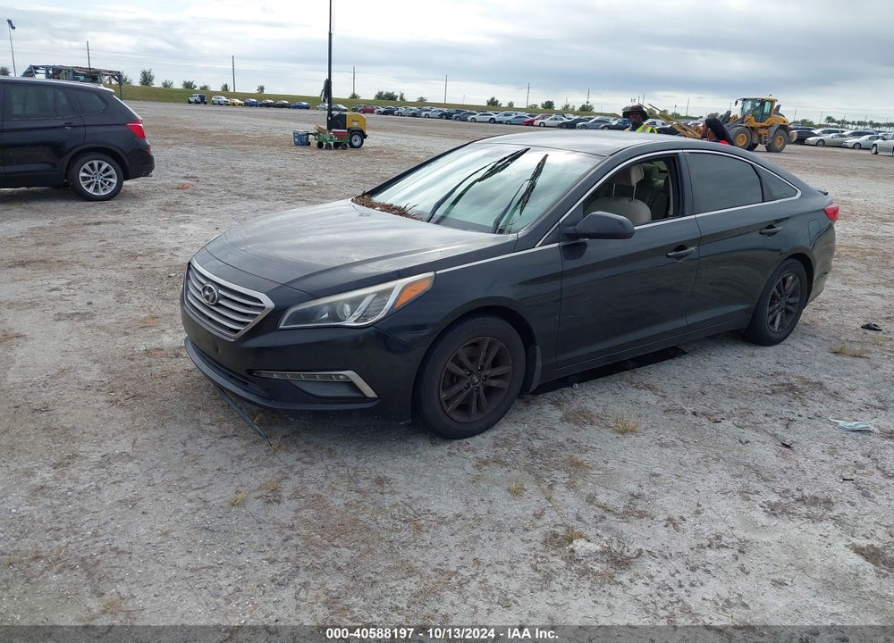 2015 HYUNDAI SONATA SE VIN: 5NPE24AF9FH174851
