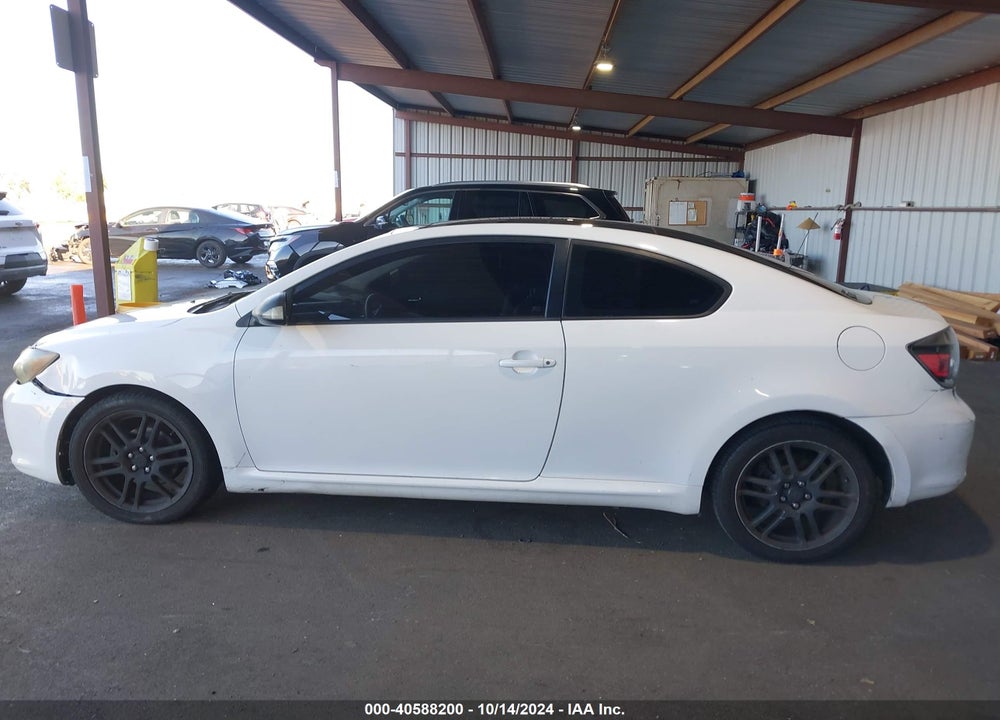 2009 SCION TC VIN: JTKDE167X90295739