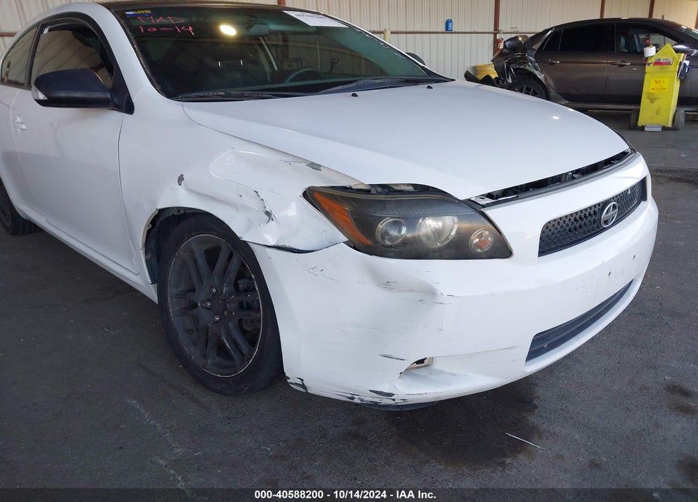 2009 SCION TC VIN: JTKDE167X90295739