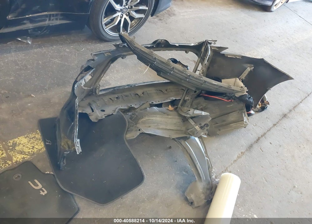 2014 SCION TC VIN: JTKJF5C72E3083180