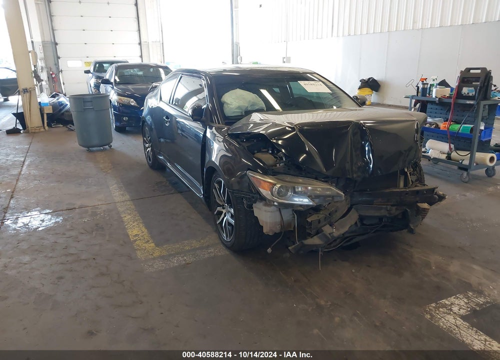 2014 SCION TC VIN: JTKJF5C72E3083180