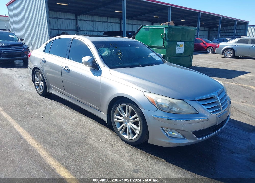 2013 HYUNDAI GENESIS 3.8 VIN: KMHGC4DD8DU232642