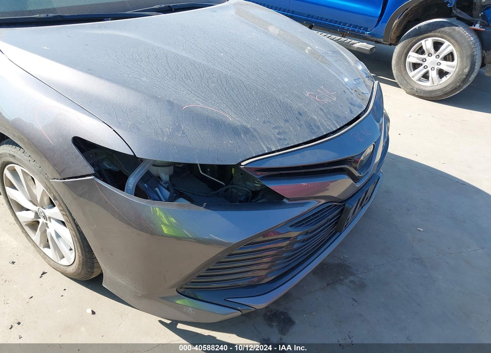 2019 TOYOTA CAMRY LE VIN: 4T1B11HK7KU689575