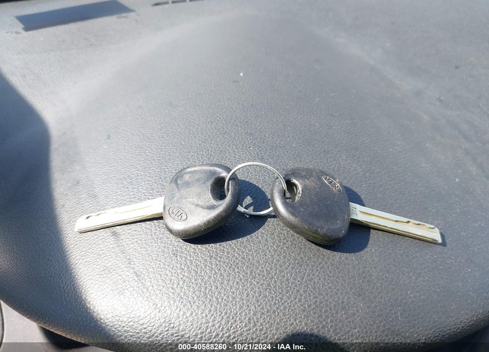 2011 KIA RIO LX VIN: KNADH4A32B6960556
