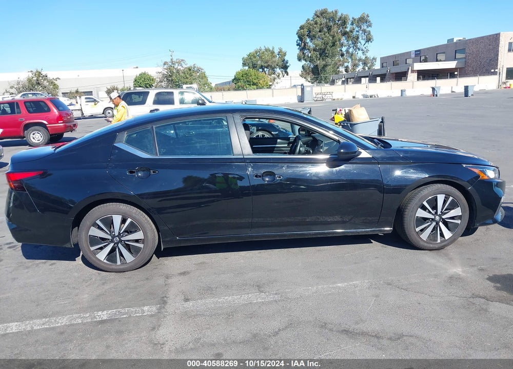 2021 NISSAN ALTIMA SV FWD VIN: 1N4BL4DV1MN335540