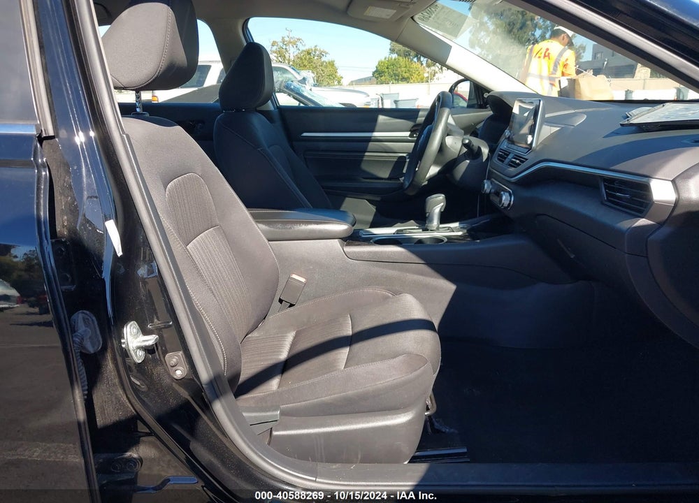 2021 NISSAN ALTIMA SV FWD VIN: 1N4BL4DV1MN335540