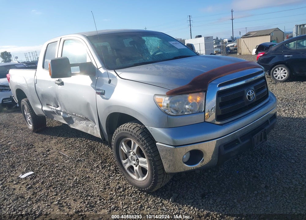 2011 TOYOTA TUNDRA GRADE 5.7L V8 VIN: 5TFUY5F16BX185804