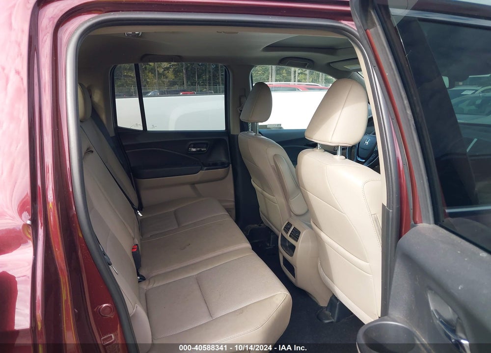 2019 HONDA RIDGELINE RTL-E VIN: 5FPYK3F72KB038733