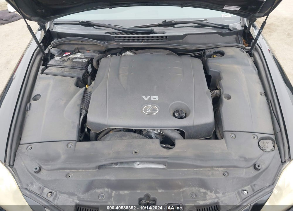 2010 LEXUS IS 250C VIN: JTHFF2C2XA2500995