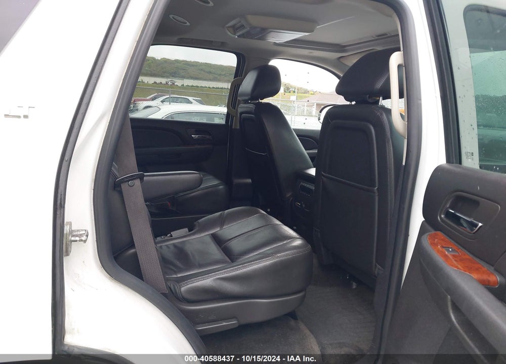2013 CHEVROLET TAHOE VIN: 1GNSKBE06DR239827