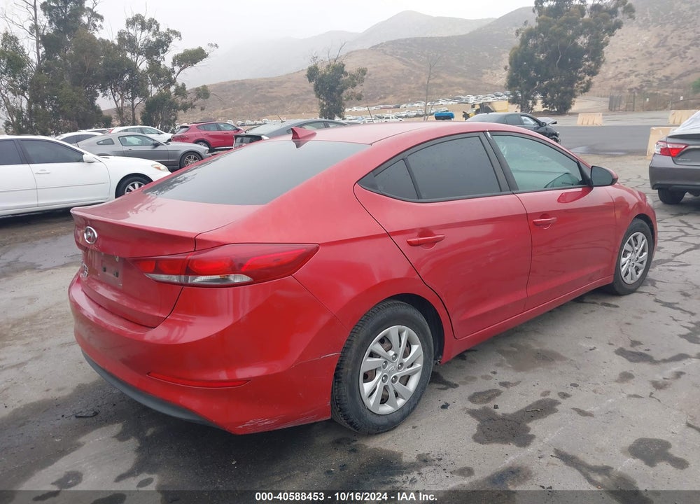 2017 HYUNDAI ELANTRA SE VIN: 5NPD74LF1HH150542