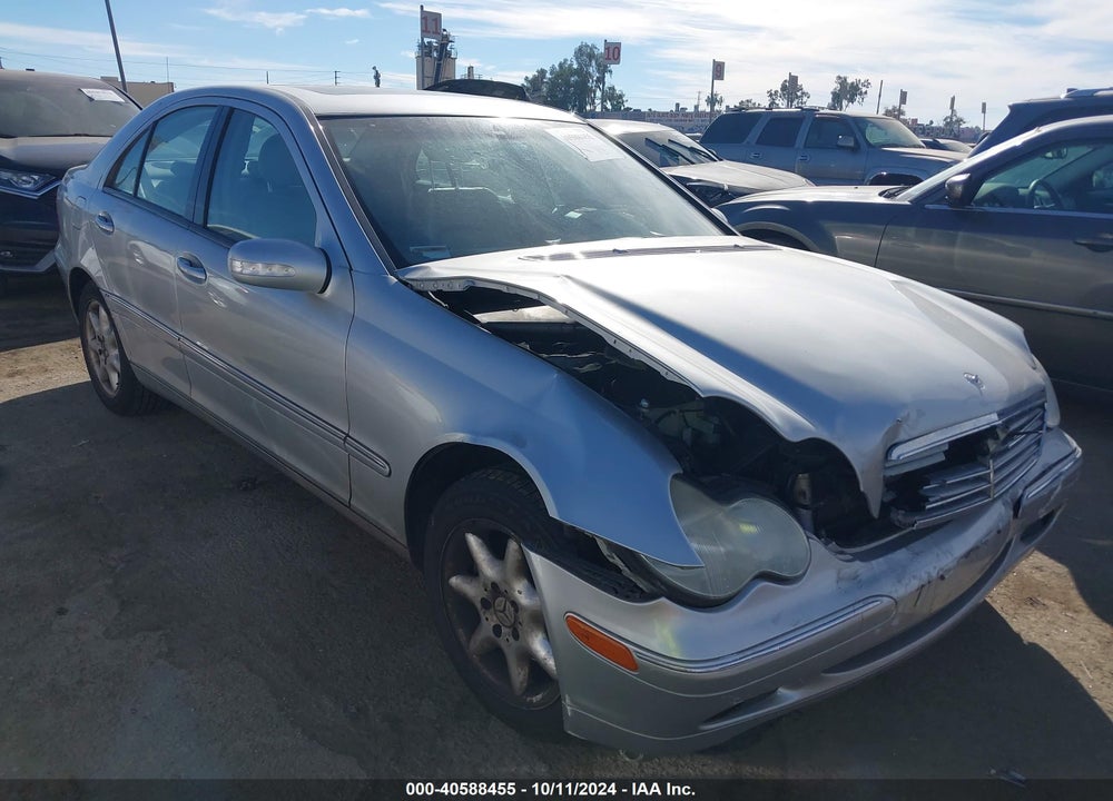 2002 MERCEDES-BENZ C 320 VIN: WDBRF64J32E002096