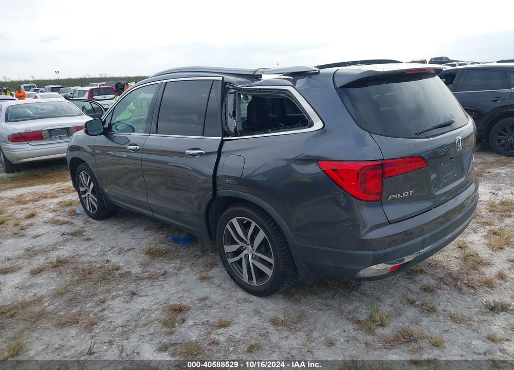 2018 HONDA PILOT ELITE VIN: 5FNYF6H05JB032048