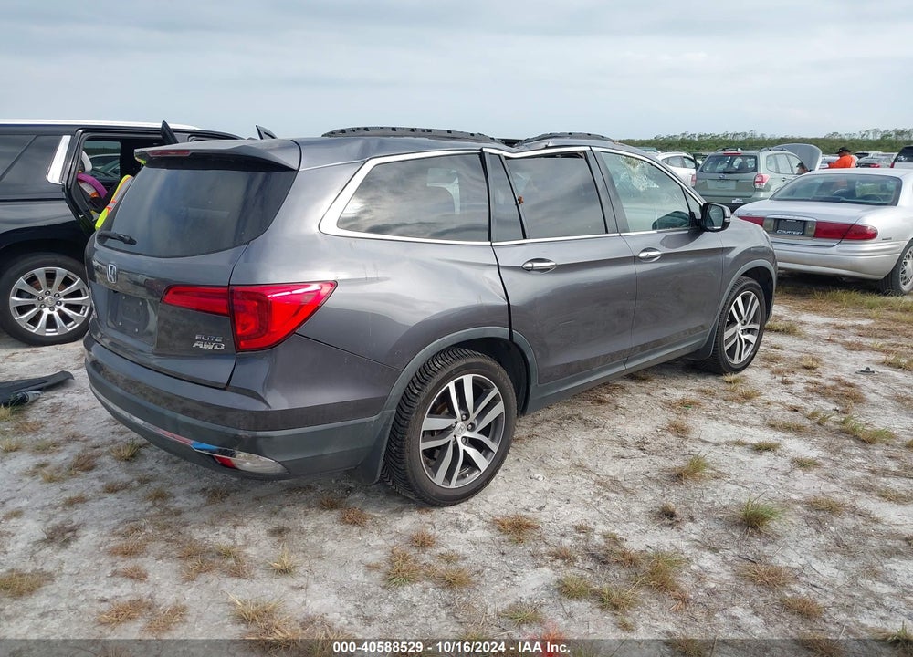 2018 HONDA PILOT ELITE VIN: 5FNYF6H05JB032048