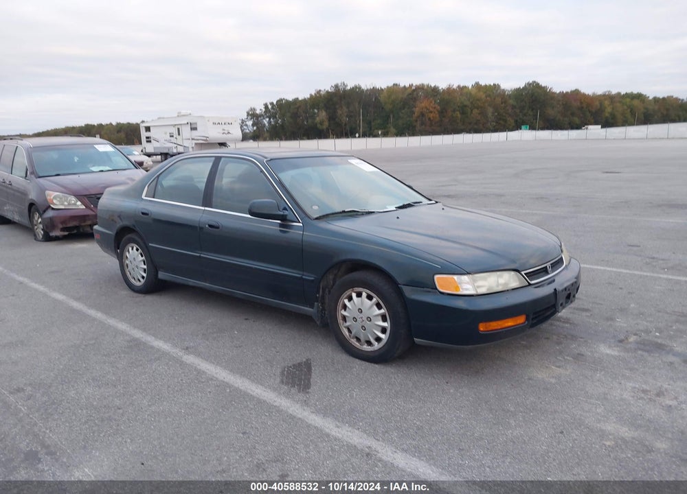 1996 HONDA ACCORD EX/EX-R VIN: 1HGCD5651TA036183