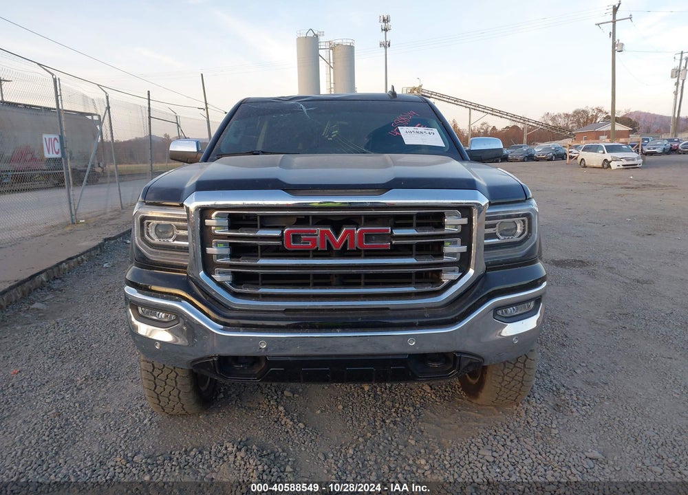 2018 GMC SIERRA 1500 SLT VIN: 3GTU2NECXJG256834