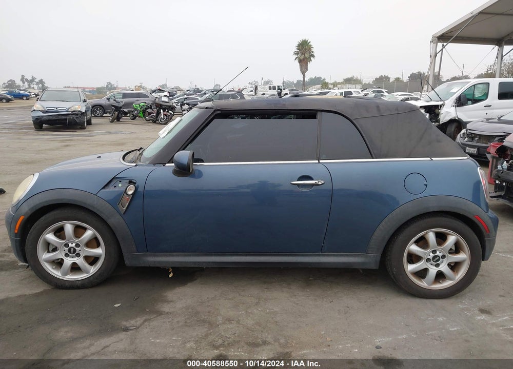 2010 MINI COOPER S VIN: WMWMS3C53ATY08800