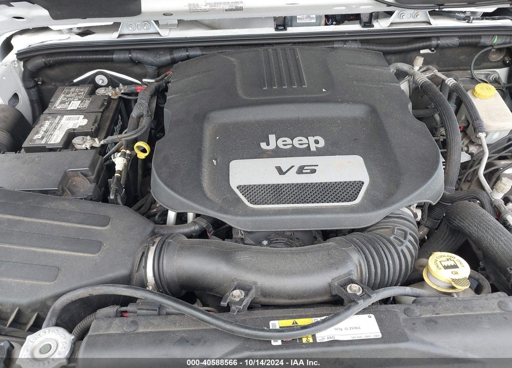 2016 JEEP WRANGLER UNLIMITED SAHARA VIN: 1C4BJWEG4GL172135