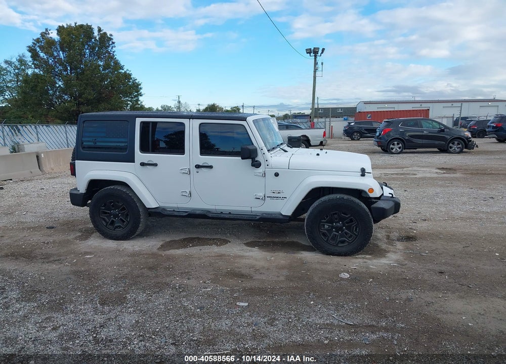 2016 JEEP WRANGLER UNLIMITED SAHARA VIN: 1C4BJWEG4GL172135
