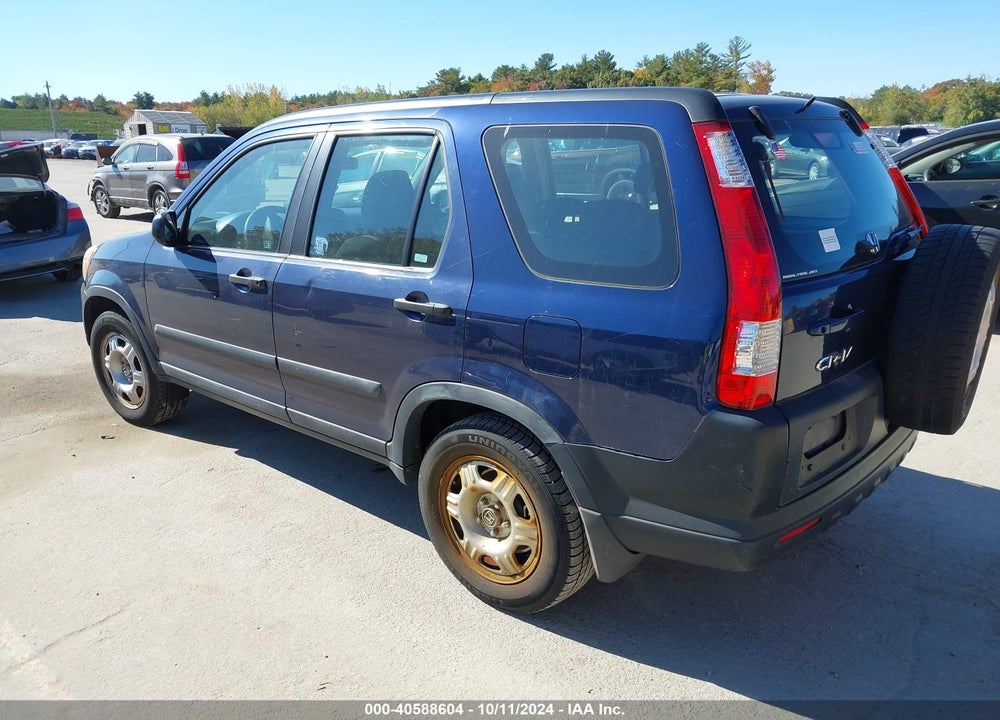 2005 HONDA CR-V LX VIN: SHSRD78555U321618