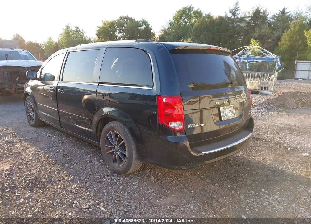 2017 DODGE GRAND CARAVAN SXT VIN: 2C4RDGCG3HR666641