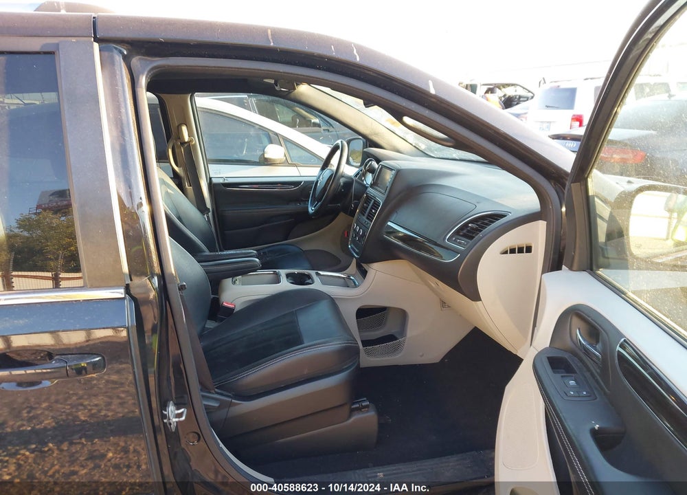 2017 DODGE GRAND CARAVAN SXT VIN: 2C4RDGCG3HR666641