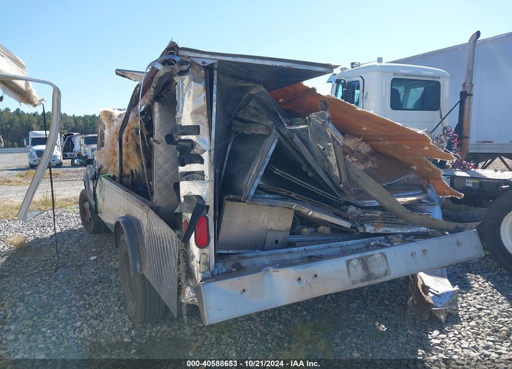 2000 CHEVROLET C3500 HD CHASSIS VIN: 1GBKC34J4YF435136