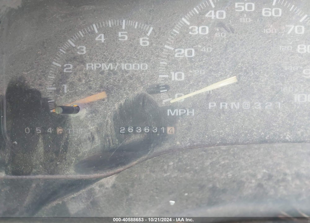 2000 CHEVROLET C3500 HD CHASSIS VIN: 1GBKC34J4YF435136