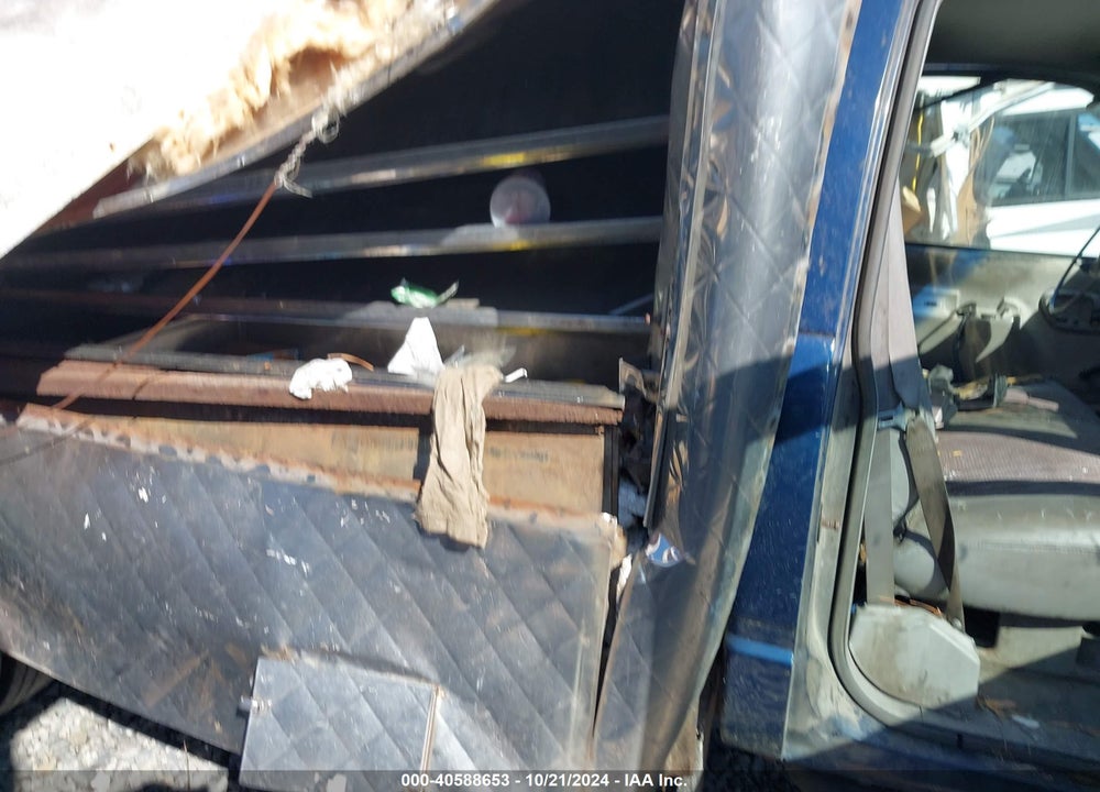 2000 CHEVROLET C3500 HD CHASSIS VIN: 1GBKC34J4YF435136