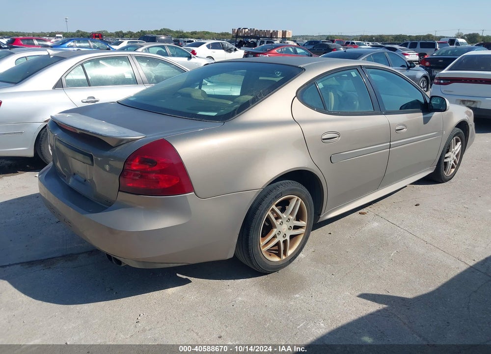 2007 PONTIAC GRAND PRIX GT VIN: 2G2WR554971232172