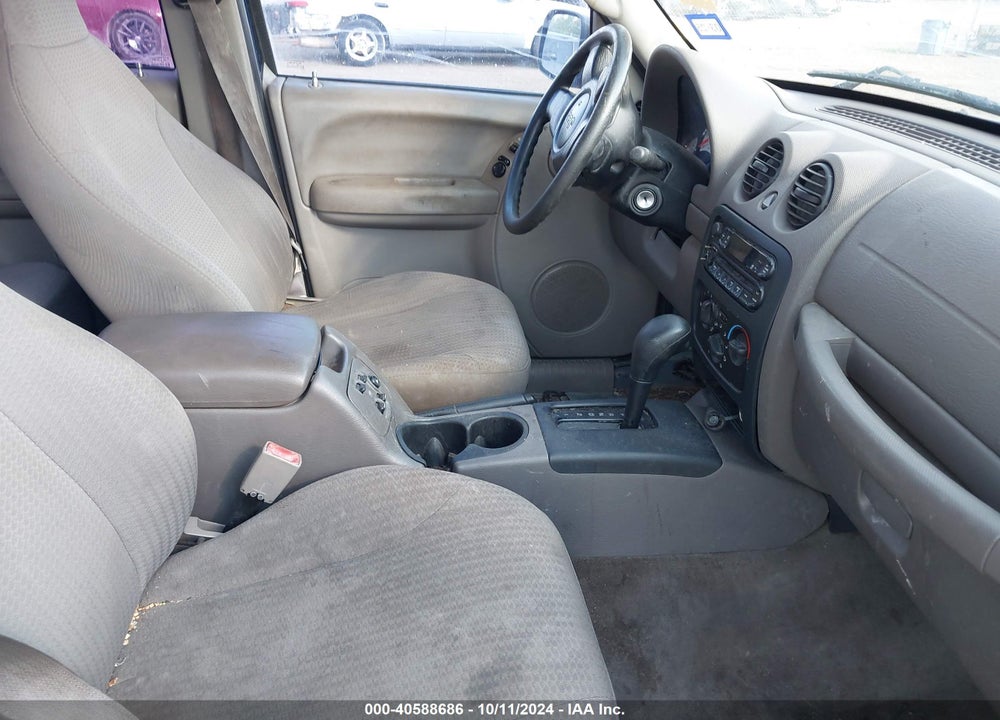2004 JEEP LIBERTY SPORT VIN: 1J4GK48K54W228370