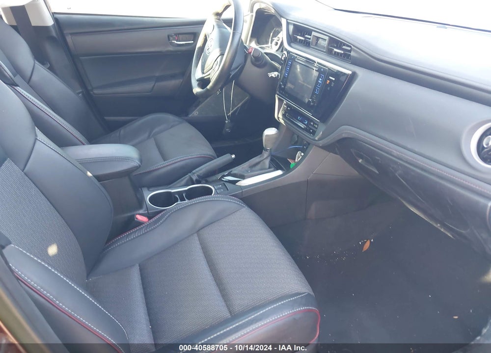 2017 TOYOTA COROLLA SE SPECIAL EDITION VIN: 5YFBURHE7HP611291